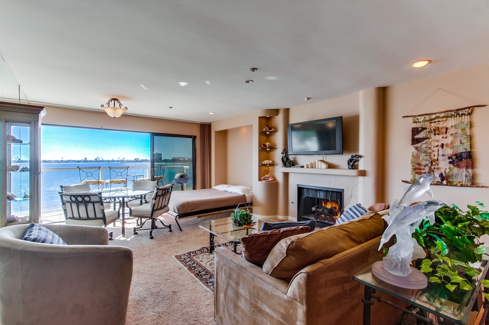 Virtual tour photo 7 of 48 for 3888 Riviera Drive #303