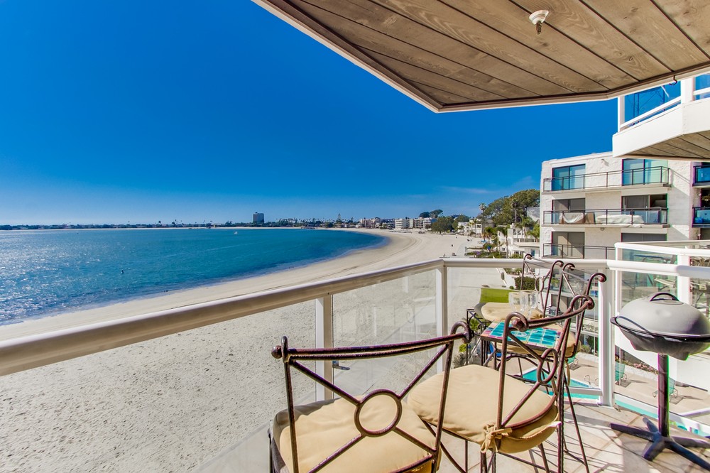 Virtual tour photo 16 of 48 for 3888 Riviera Drive #303