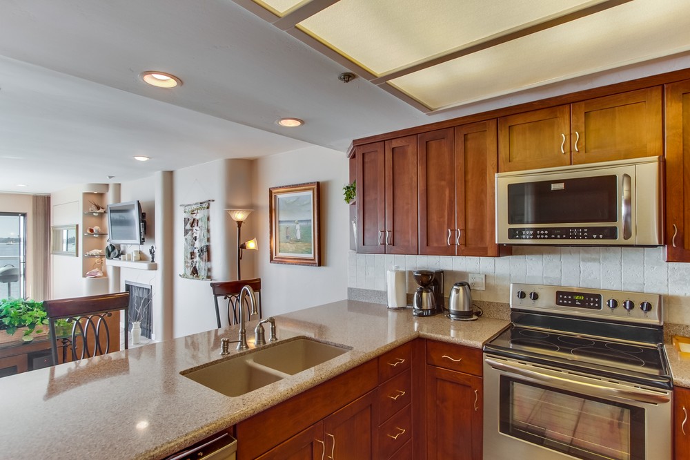 Virtual tour photo 29 of 48 for 3888 Riviera Drive #303