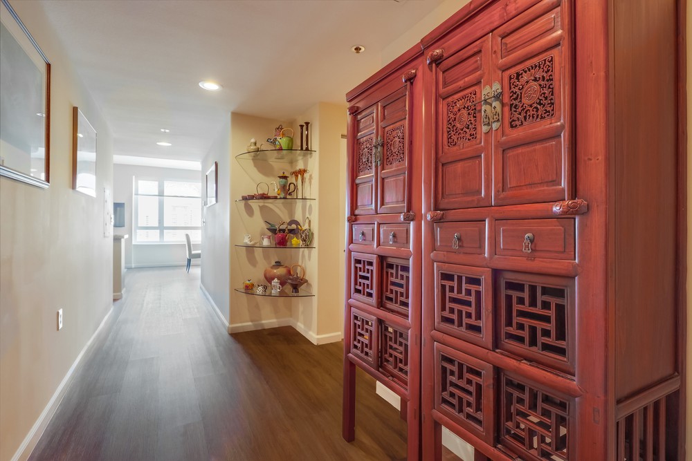 Virtual tour photo 3 of 30 for 3890 Nobel Dr UNIT 1308