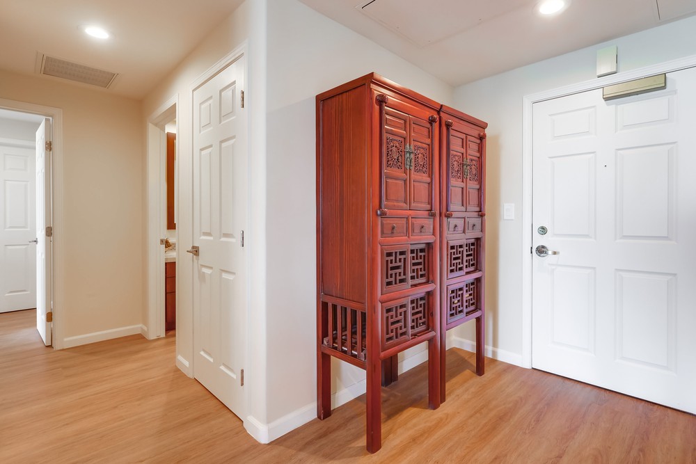 Virtual tour photo 4 of 30 for 3890 Nobel Dr UNIT 1308