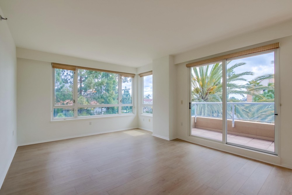 Virtual tour photo 13 of 36 for 3890 Nobel Dr UNIT 307