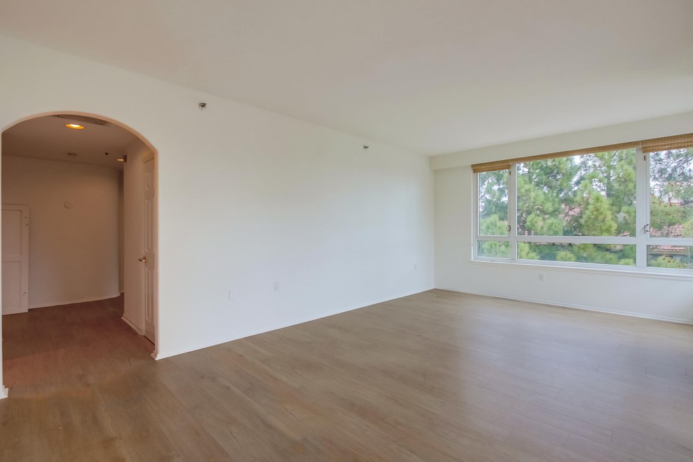 Virtual tour photo 14 of 36 for 3890 Nobel Dr UNIT 307