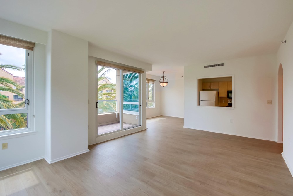 Virtual tour photo 15 of 36 for 3890 Nobel Dr UNIT 307