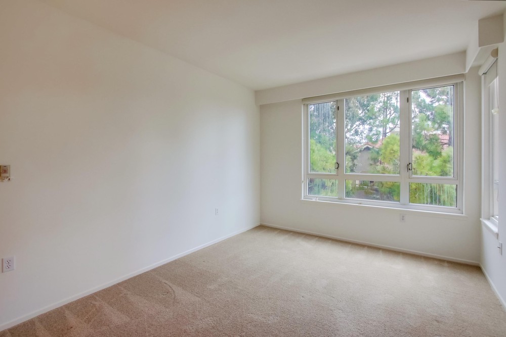 Virtual tour photo 23 of 36 for 3890 Nobel Dr UNIT 307