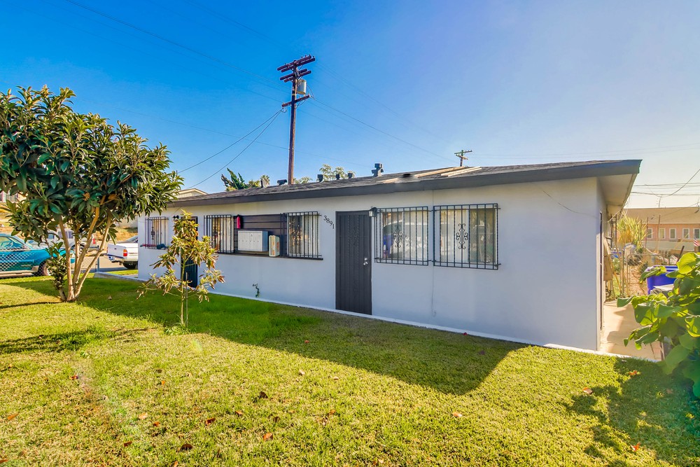 Virtual tour photo 4 of 17 for 3891 Superior St
