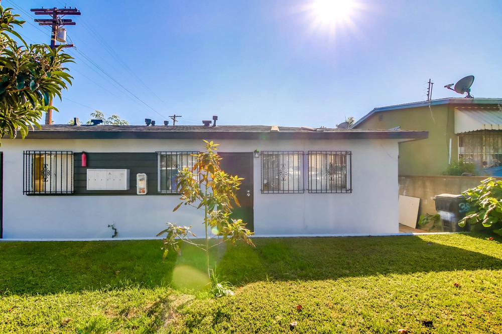 Virtual tour photo 5 of 17 for 3891 Superior St