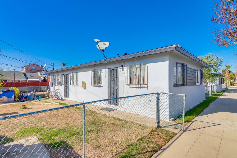 Virtual tour photo 15 of 17 for 3891 Superior St