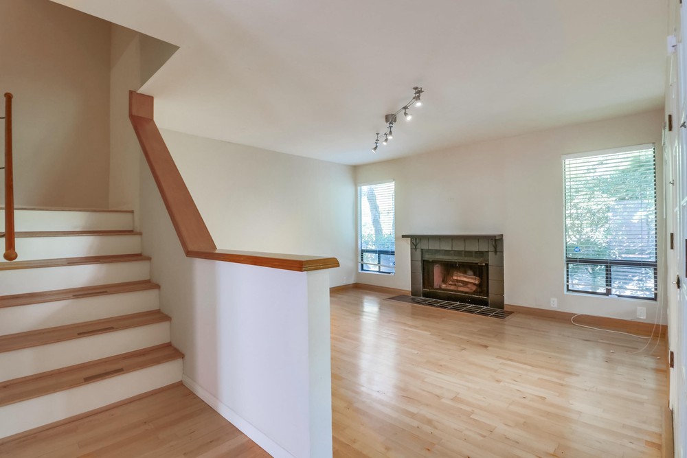 Virtual tour photo 6 of 46 for 3893 California St UNIT 10
