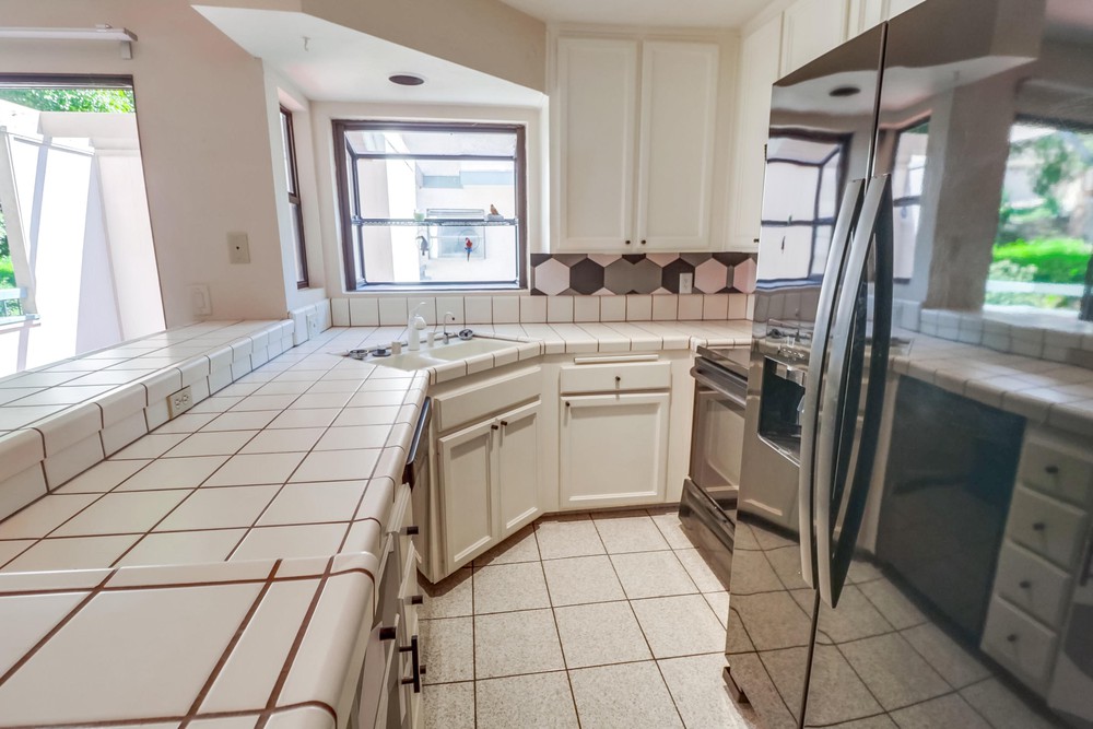 Virtual tour photo 18 of 46 for 3893 California St UNIT 10