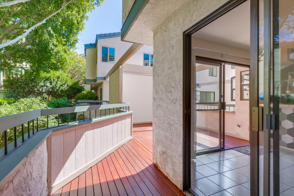 Virtual tour photo 24 of 46 for 3893 California St UNIT 10