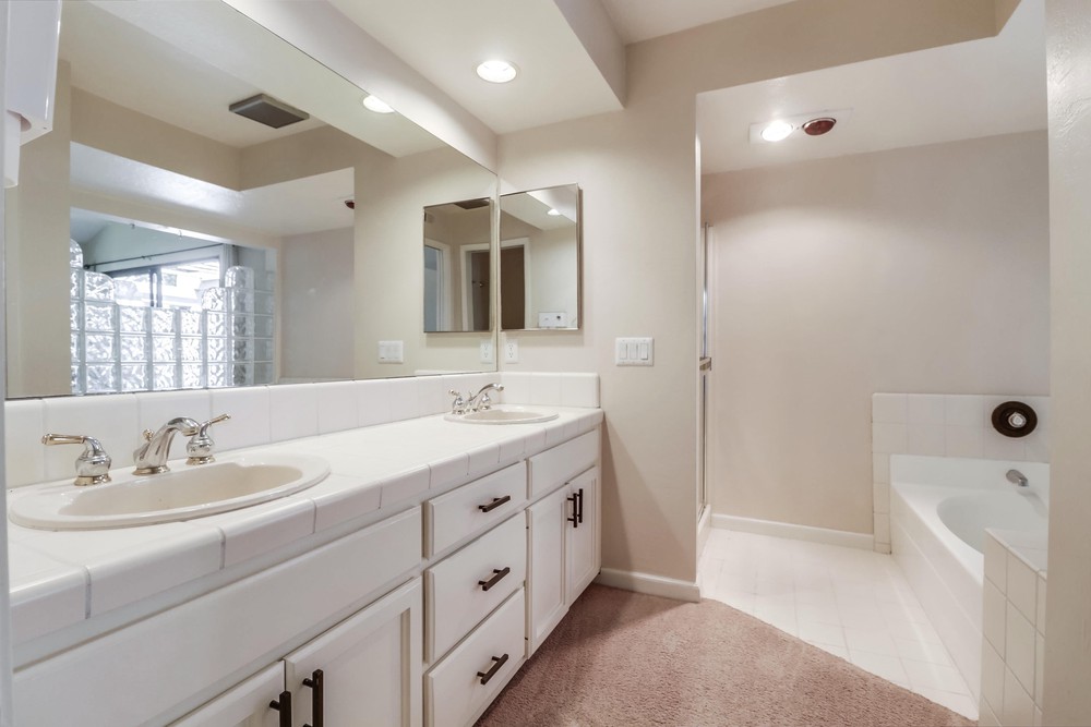 Virtual tour photo 30 of 46 for 3893 California St UNIT 10