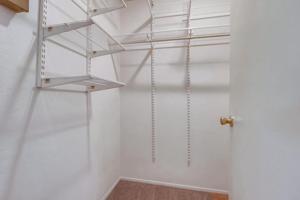 Virtual tour photo 42 of 46 for 3893 California St UNIT 10