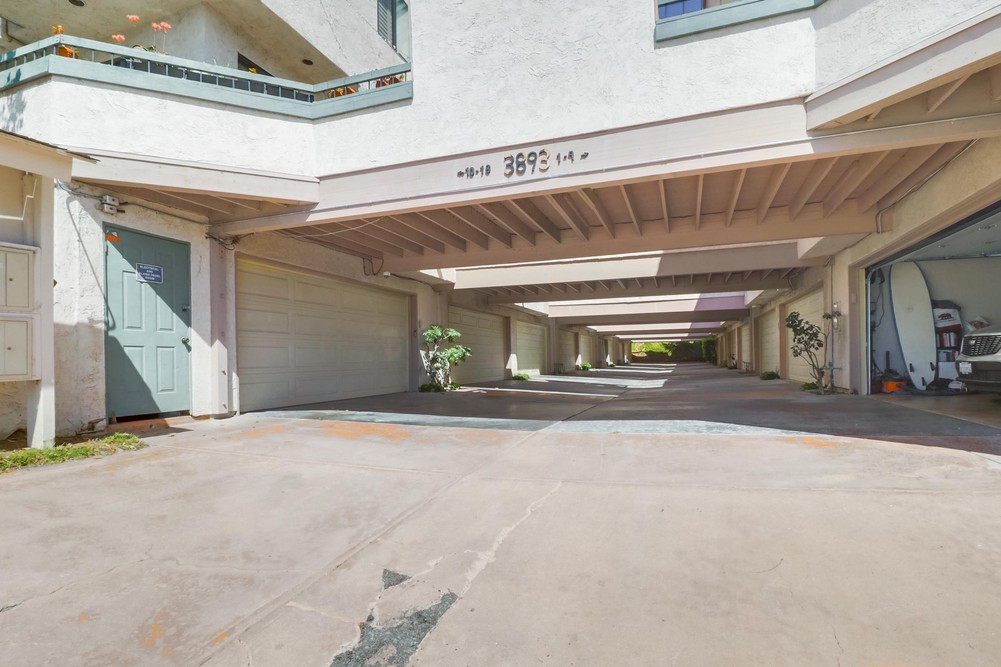 Virtual tour photo 46 of 46 for 3893 California St UNIT 10