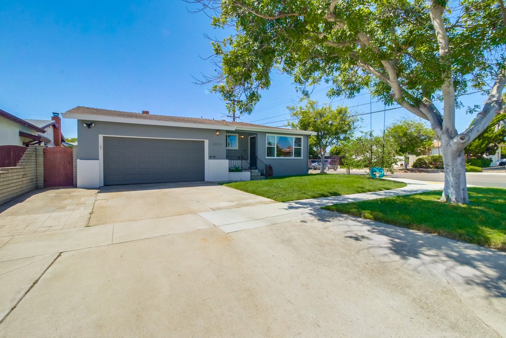 Virtual tour photo 1 of 48 for 3896 Marlesta Dr