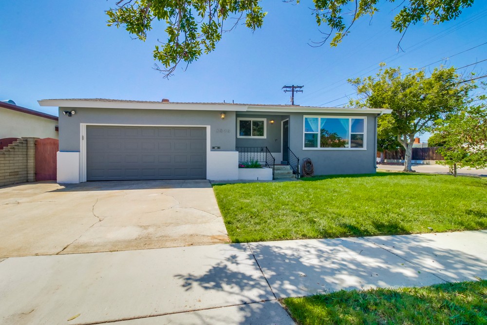 Virtual tour photo 3 of 48 for 3896 Marlesta Dr