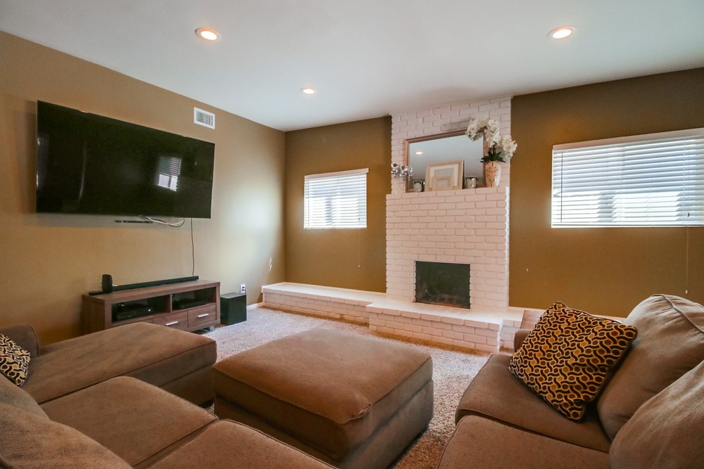 Virtual tour photo 9 of 48 for 3896 Marlesta Dr