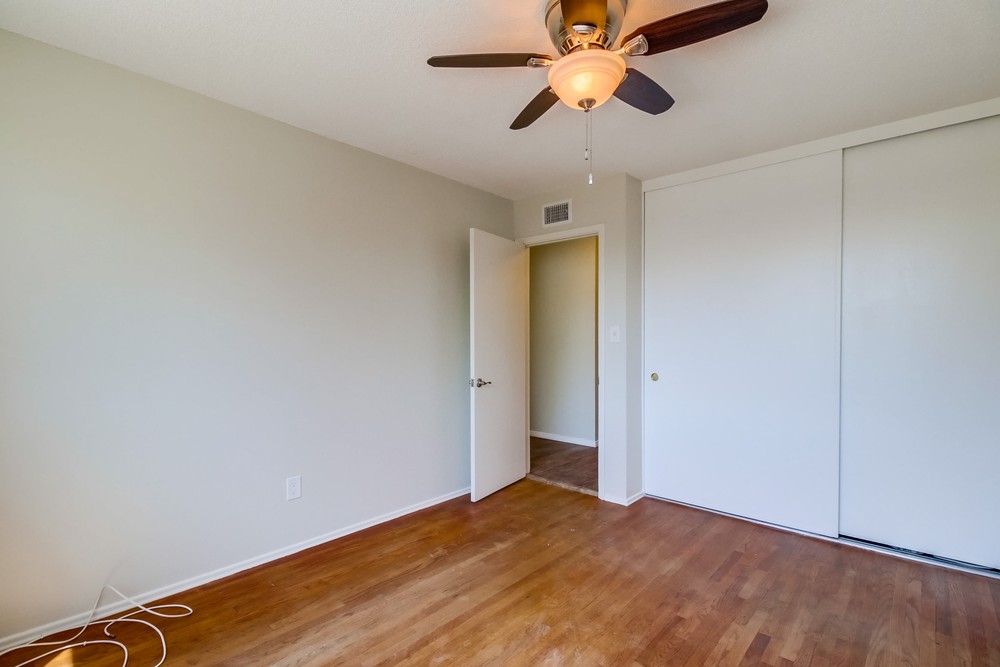 Virtual tour photo 29 of 48 for 3896 Marlesta Dr