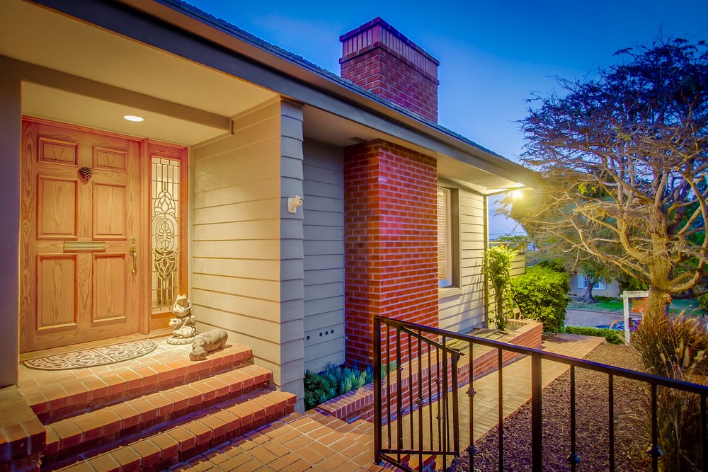Virtual tour photo 8 of 98 for 3902 La Cresta Dr