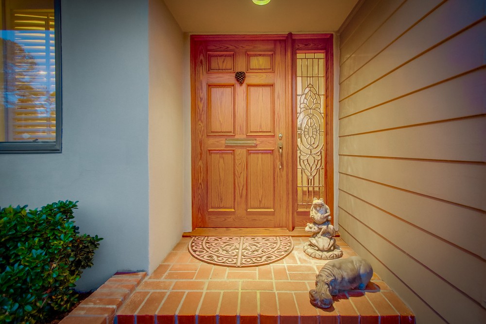 Virtual tour photo 9 of 98 for 3902 La Cresta Dr