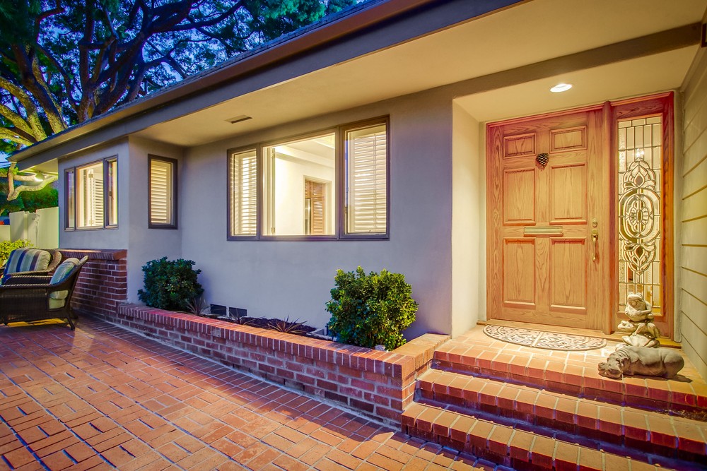 Virtual tour photo 10 of 98 for 3902 La Cresta Dr