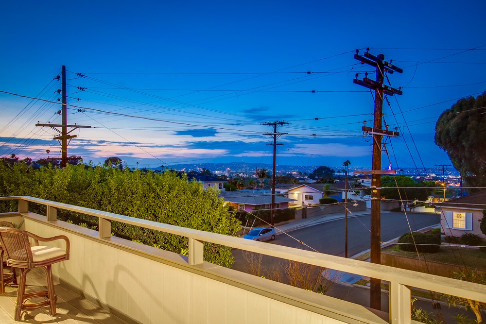 Virtual tour photo 17 of 98 for 3902 La Cresta Dr
