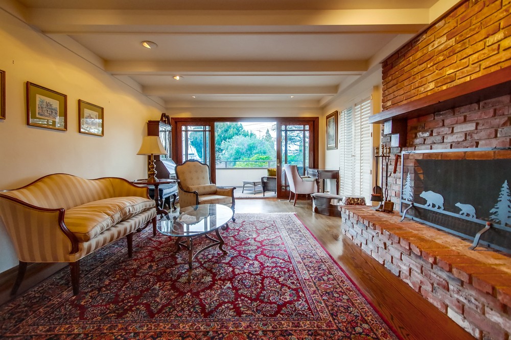 Virtual tour photo 37 of 98 for 3902 La Cresta Dr