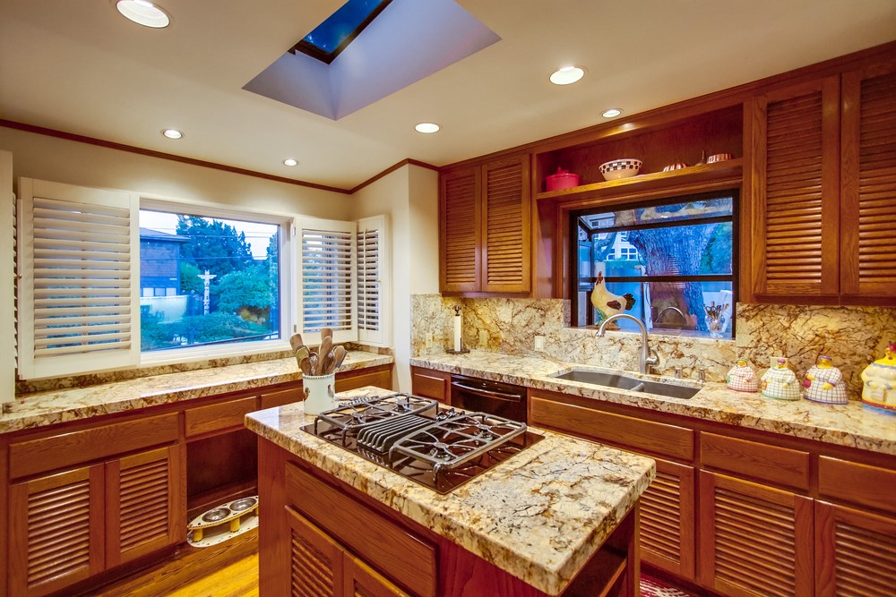 Virtual tour photo 48 of 98 for 3902 La Cresta Dr