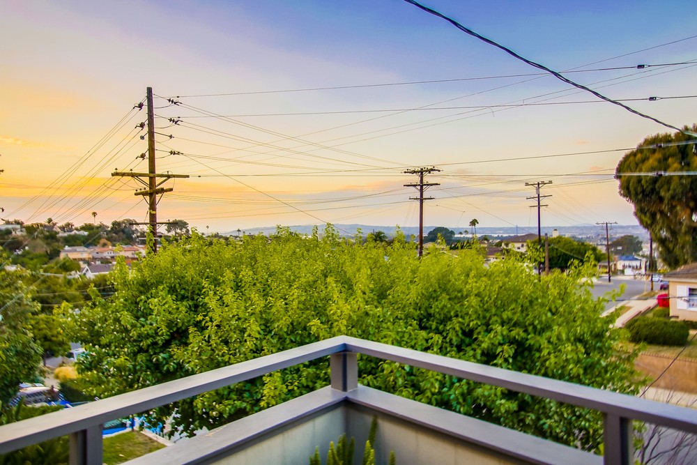 Virtual tour photo 56 of 98 for 3902 La Cresta Dr