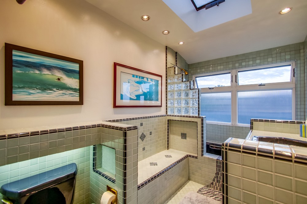 Virtual tour photo 66 of 98 for 3902 La Cresta Dr
