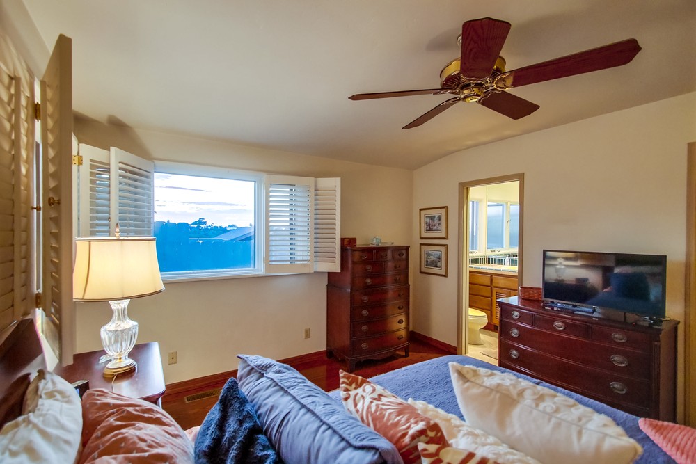 Virtual tour photo 69 of 98 for 3902 La Cresta Dr