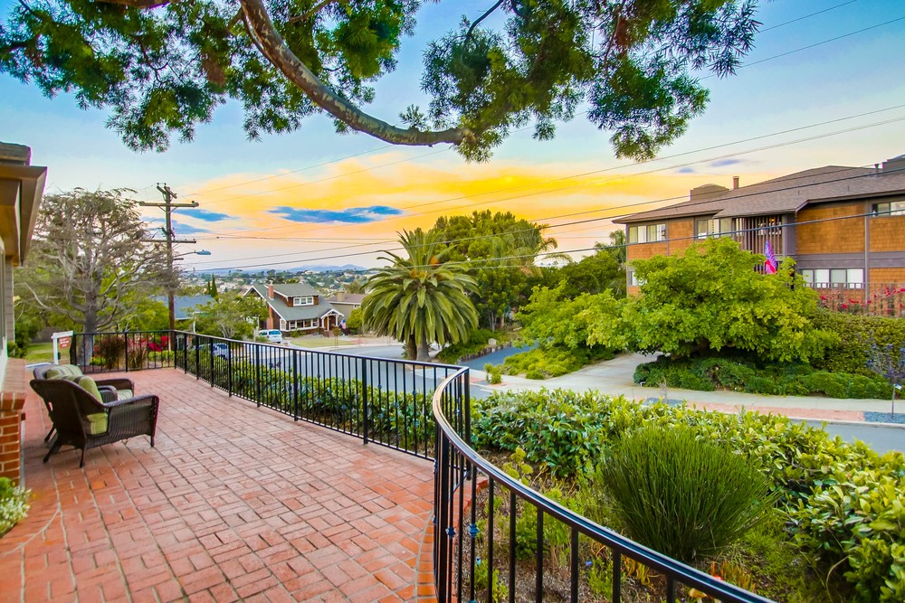 Virtual tour photo 86 of 98 for 3902 La Cresta Dr