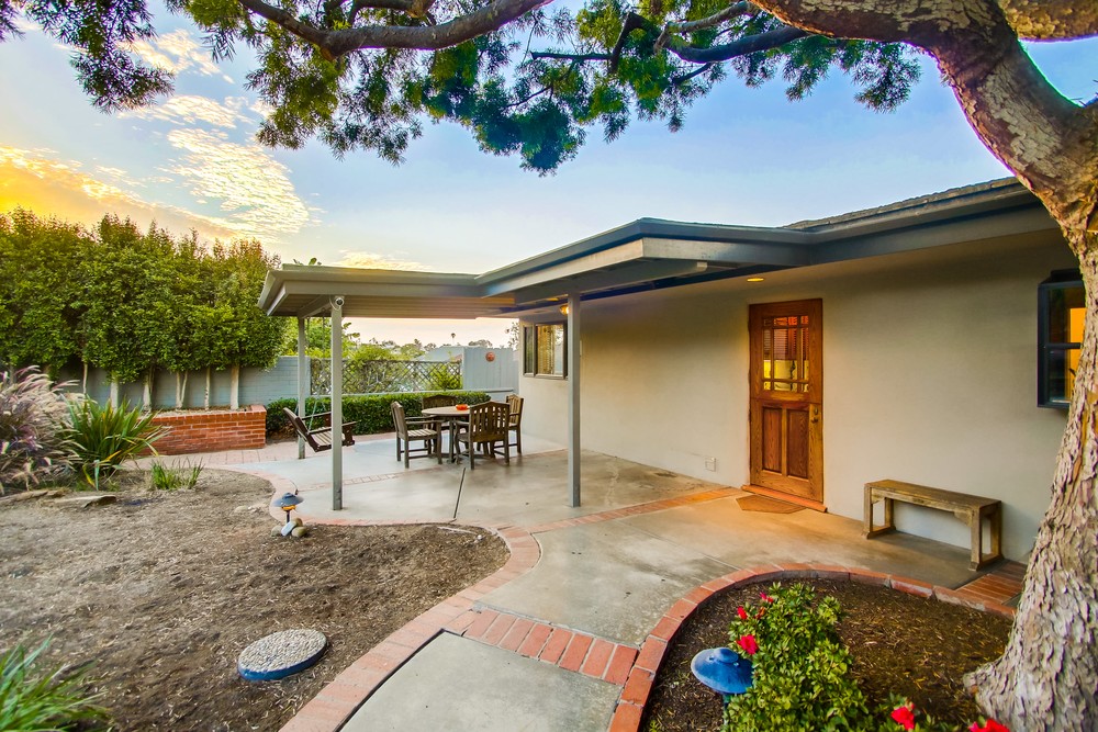 Virtual tour photo 88 of 98 for 3902 La Cresta Dr