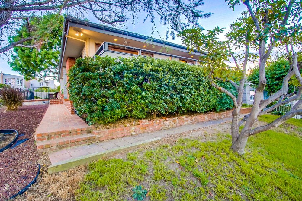Virtual tour photo 96 of 98 for 3902 La Cresta Dr