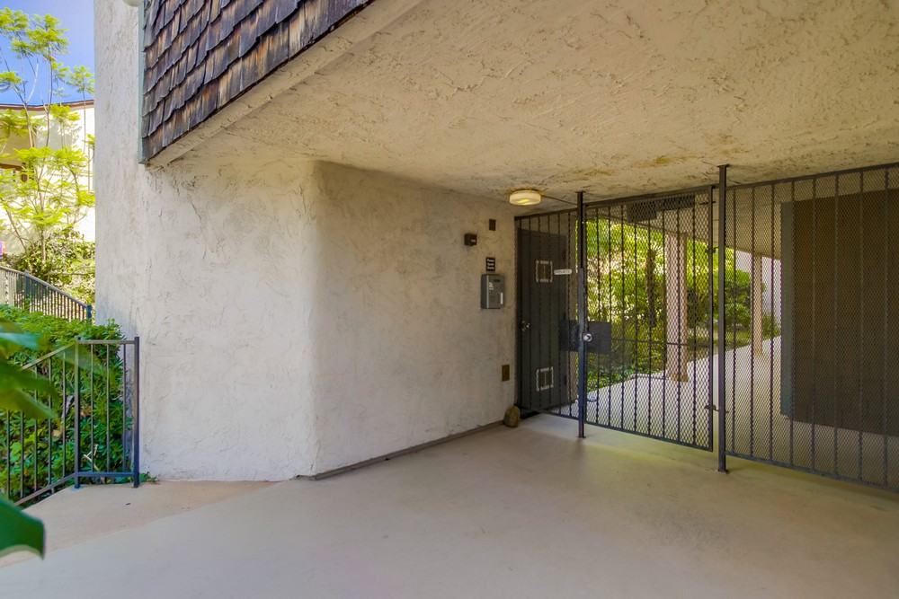 Virtual tour photo 6 of 51 for 3903 California St #1