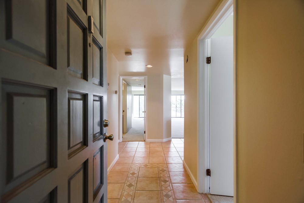 Virtual tour photo 9 of 51 for 3903 California St #1