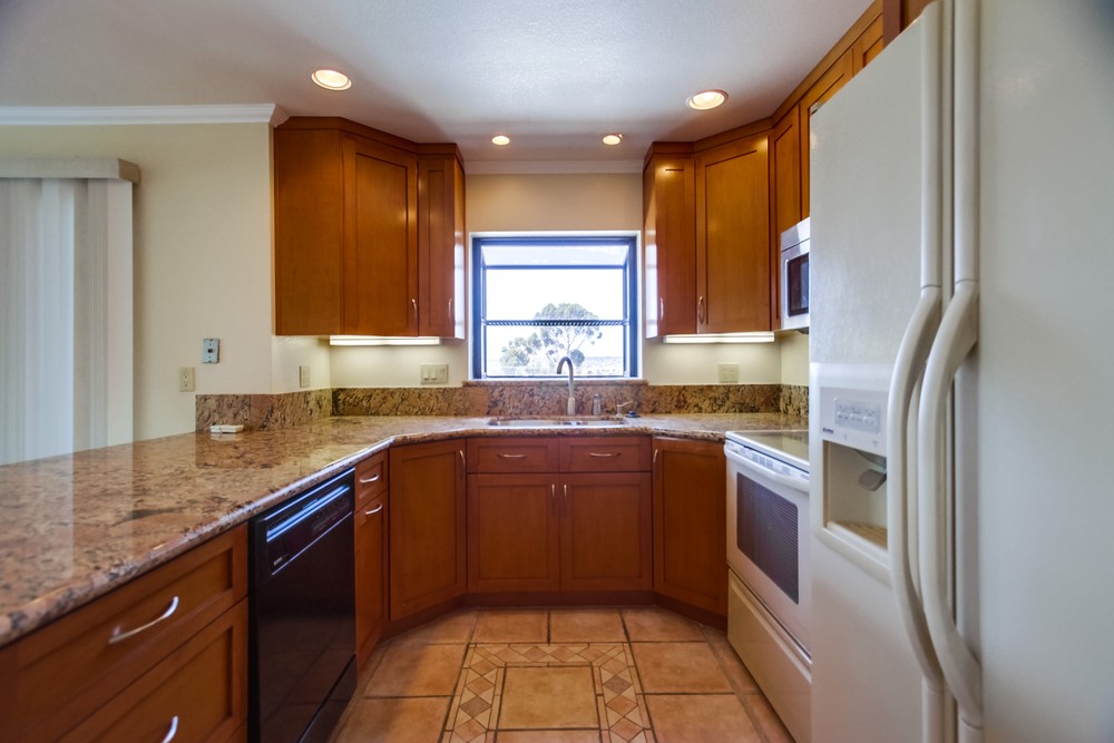 Virtual tour photo 17 of 51 for 3903 California St #1