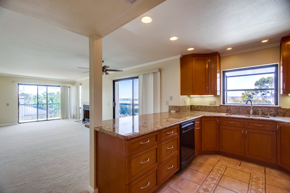 Virtual tour photo 18 of 51 for 3903 California St #1