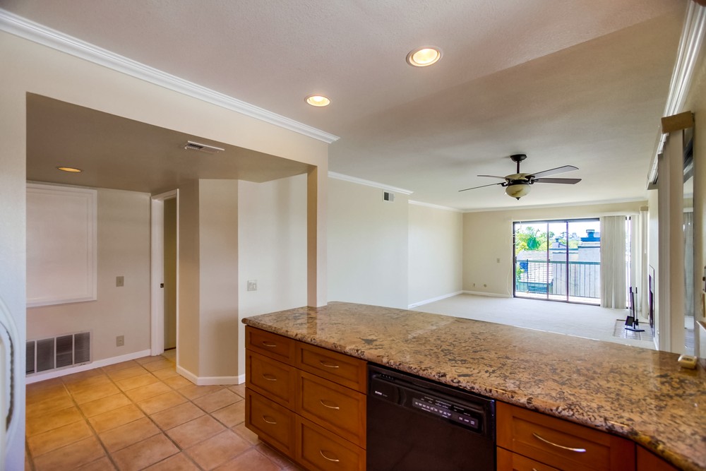 Virtual tour photo 20 of 51 for 3903 California St #1