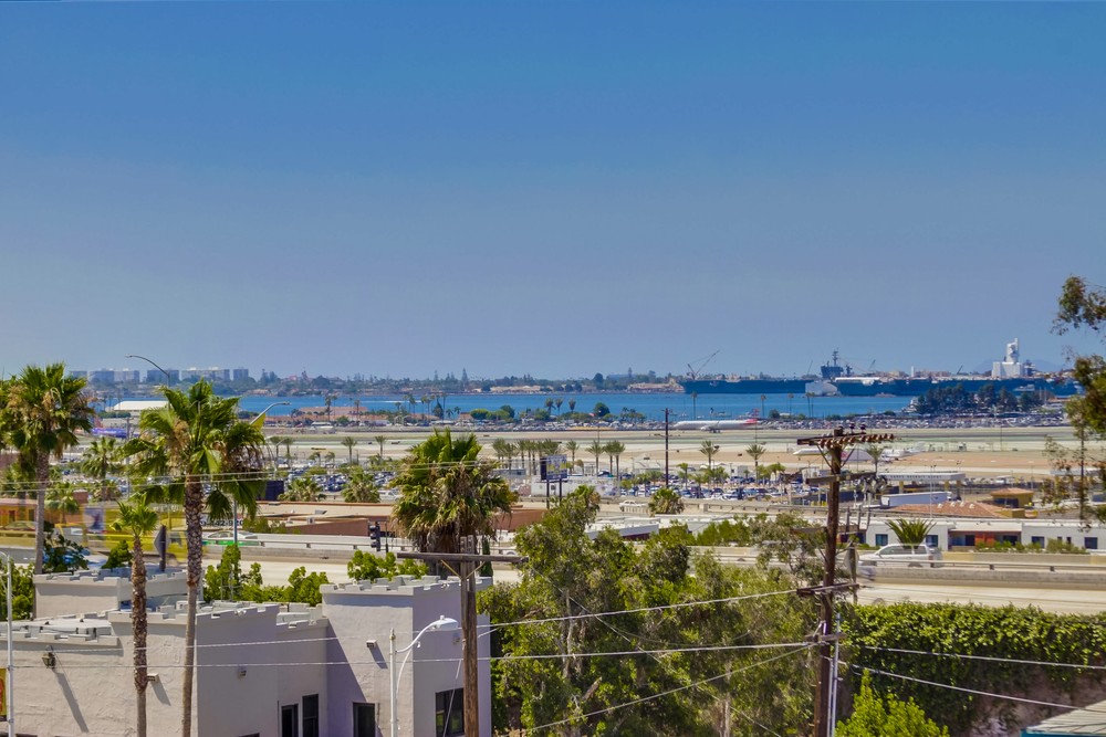 Virtual tour photo 32 of 51 for 3903 California St #1