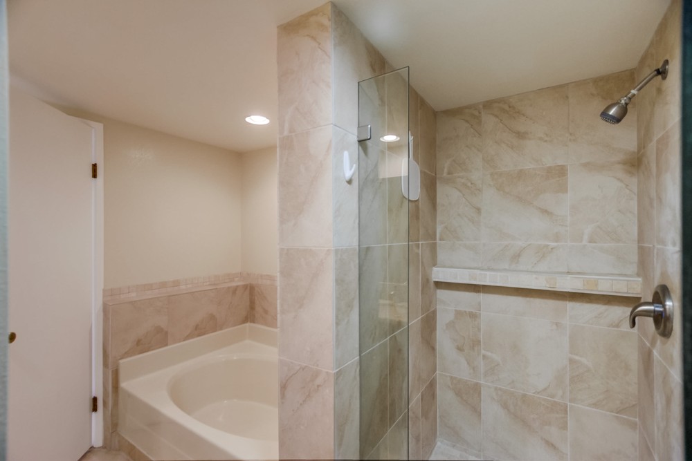 Virtual tour photo 42 of 51 for 3903 California St #1