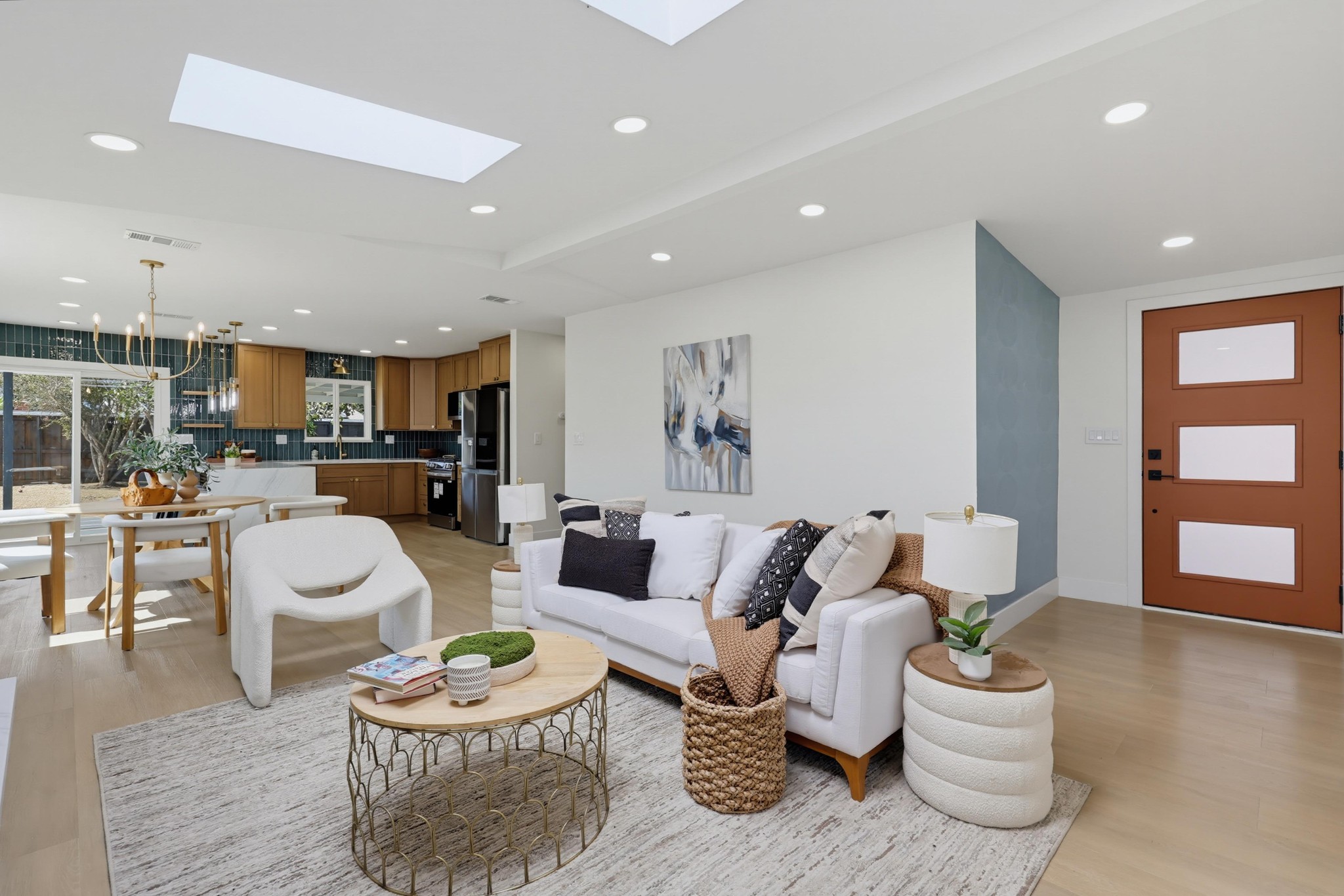 Virtual tour photo 11 of 81 for 3906 Mt Ainsworth Ave