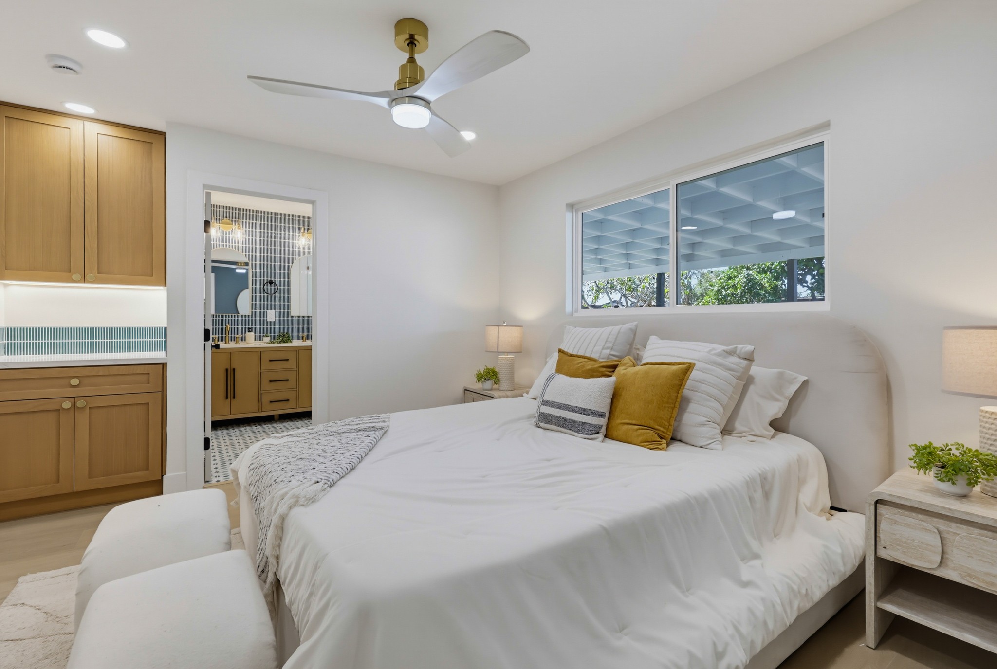Virtual tour photo 74 of 81 for 3906 Mt Ainsworth Ave