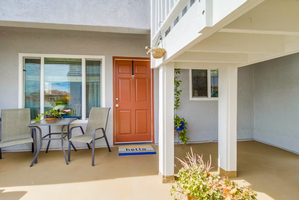 Virtual tour photo 11 of 35 for 3909 Monroe Ave #105