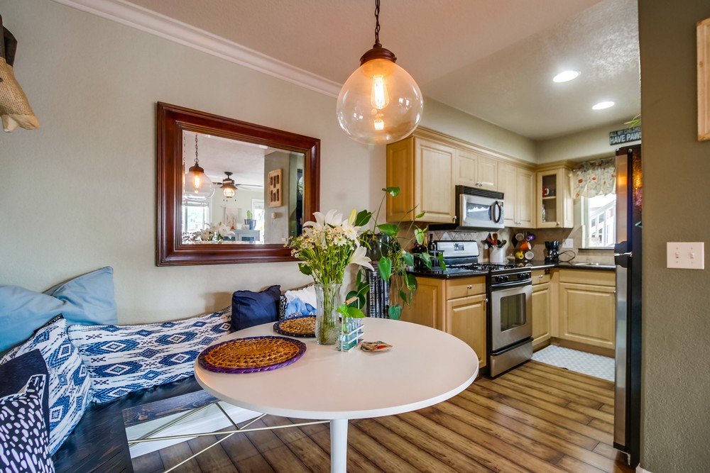 Virtual tour photo 20 of 35 for 3909 Monroe Ave #105