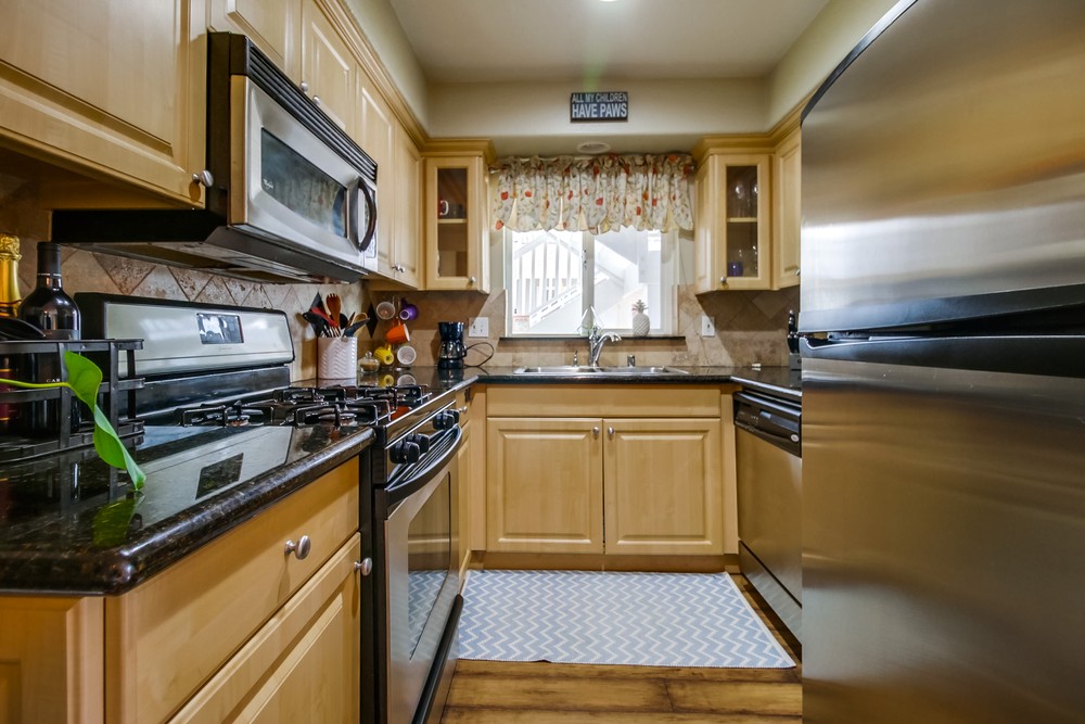 Virtual tour photo 22 of 35 for 3909 Monroe Ave #105