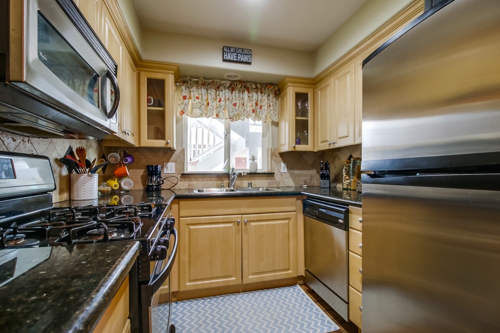 Virtual tour photo 23 of 35 for 3909 Monroe Ave #105
