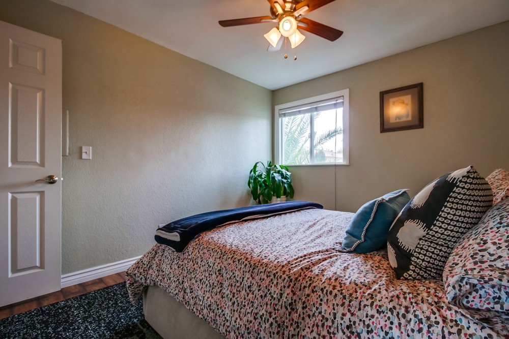 Virtual tour photo 32 of 35 for 3909 Monroe Ave #105