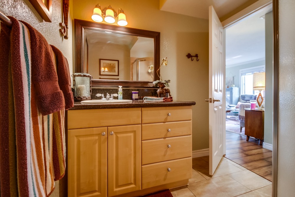 Virtual tour photo 34 of 35 for 3909 Monroe Ave #105