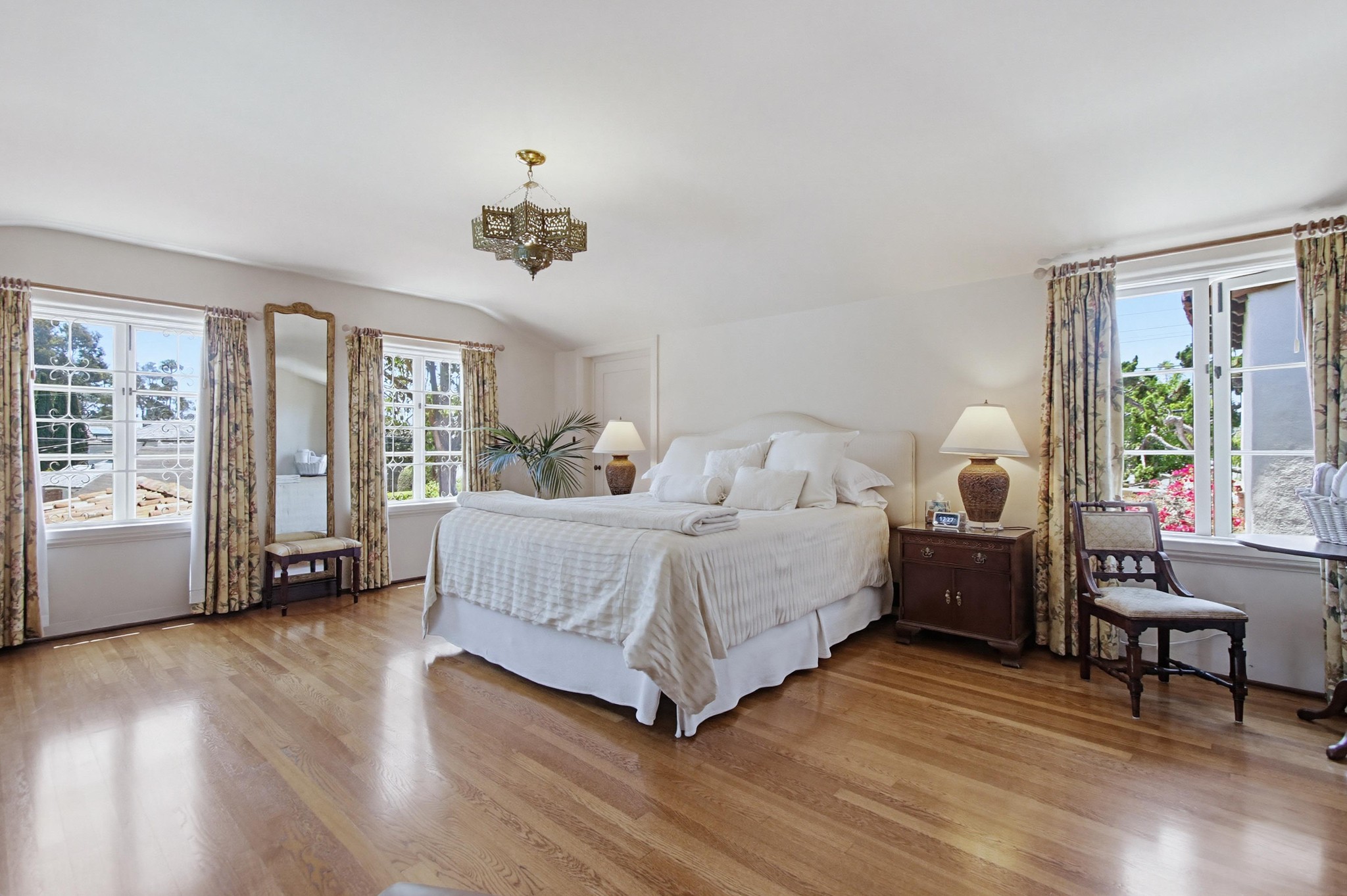 Virtual tour photo 8 of 53 for 391 Via Del Norte